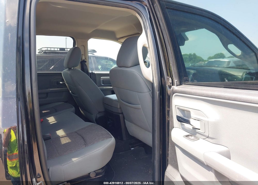 2014 RAM 1500 BIG HORN VIN: 1C6RR7GG0ES268395