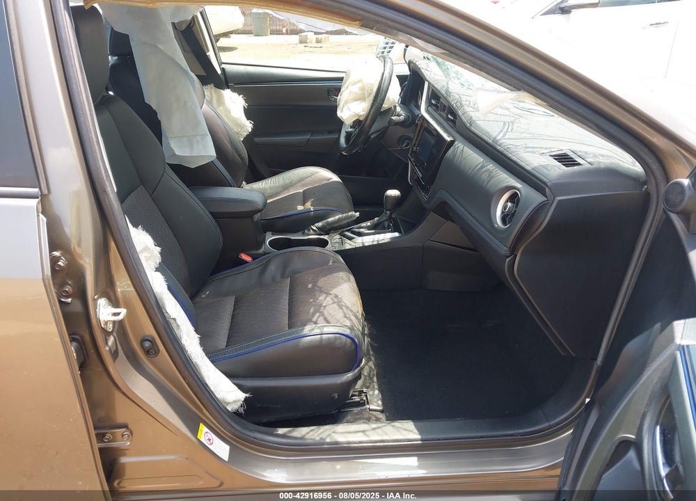 2019 TOYOTA COROLLA VIN: 5YFBURHE8KP902292