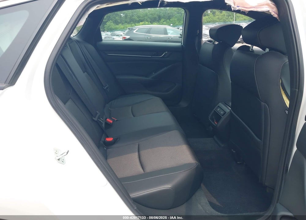 2022 HONDA ACCORD VIN: 1HGCV1F32NA023482