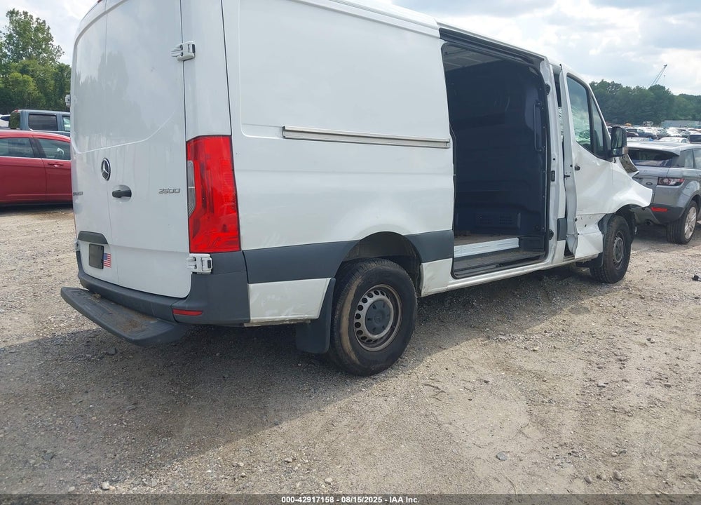 2024 MERCEDES-BENZ SPRINTER 2500 STANDARD ROOF 4-CYL DIESEL HO VIN: W1Y4NBHY1RT167113