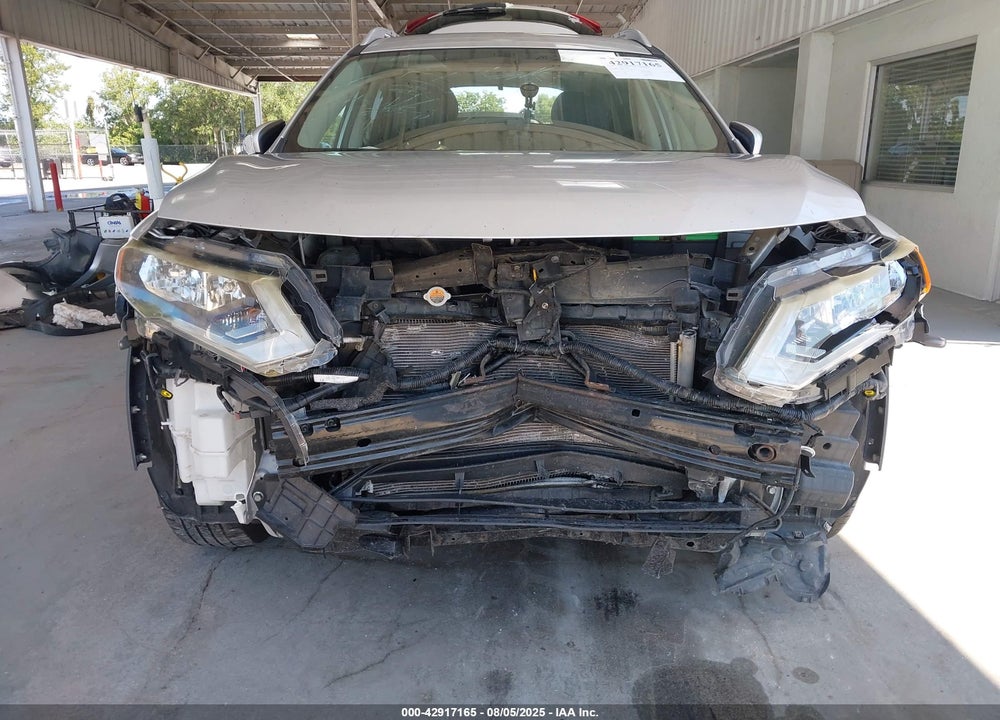 2017 NISSAN ROGUE VIN: JN8AT2MT8HW140127