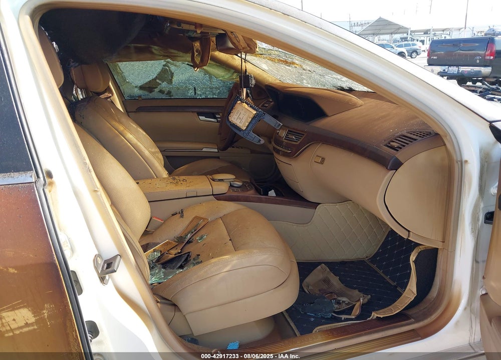 2010 MERCEDES-BENZ S CLASS VIN: WDDNG7BB3AA324957