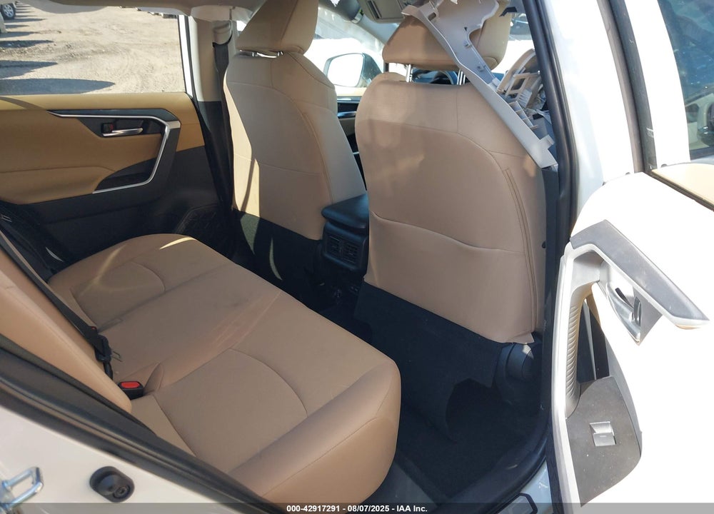 2025 TOYOTA RAV4 VIN: 2T3W1RFV2SC327630