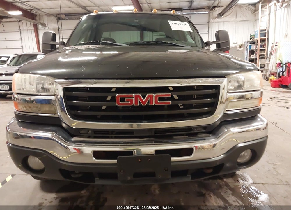 2005 GMC SIERRA 2500HD SLE VIN: 1GTHK23205F926165