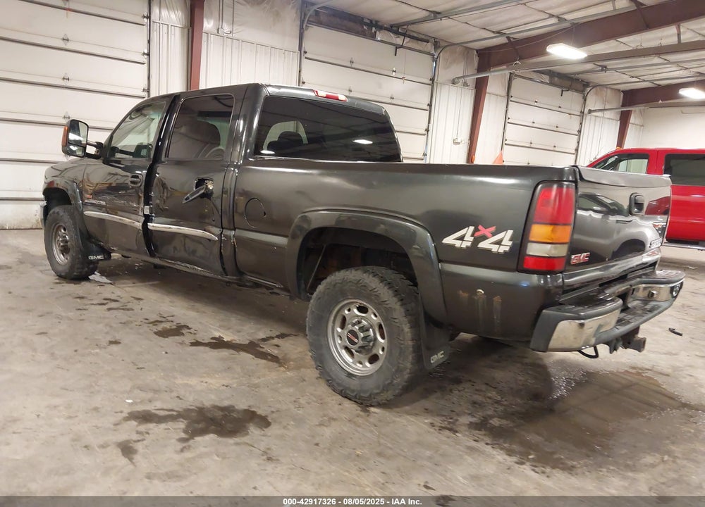 2005 GMC SIERRA 2500HD SLE VIN: 1GTHK23205F926165