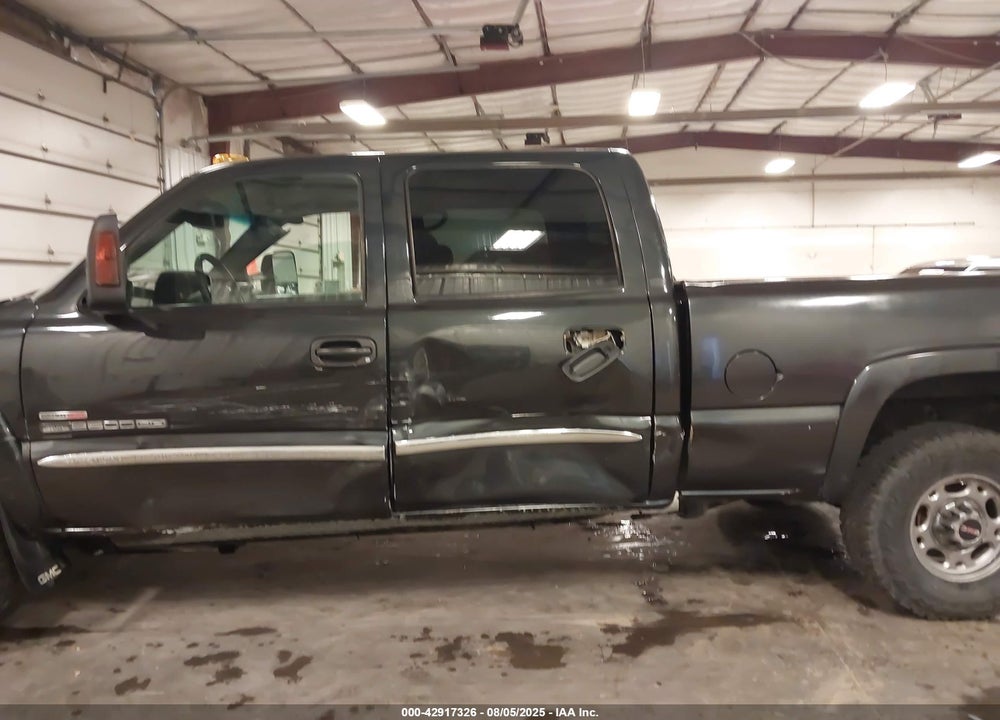 2005 GMC SIERRA 2500HD SLE VIN: 1GTHK23205F926165
