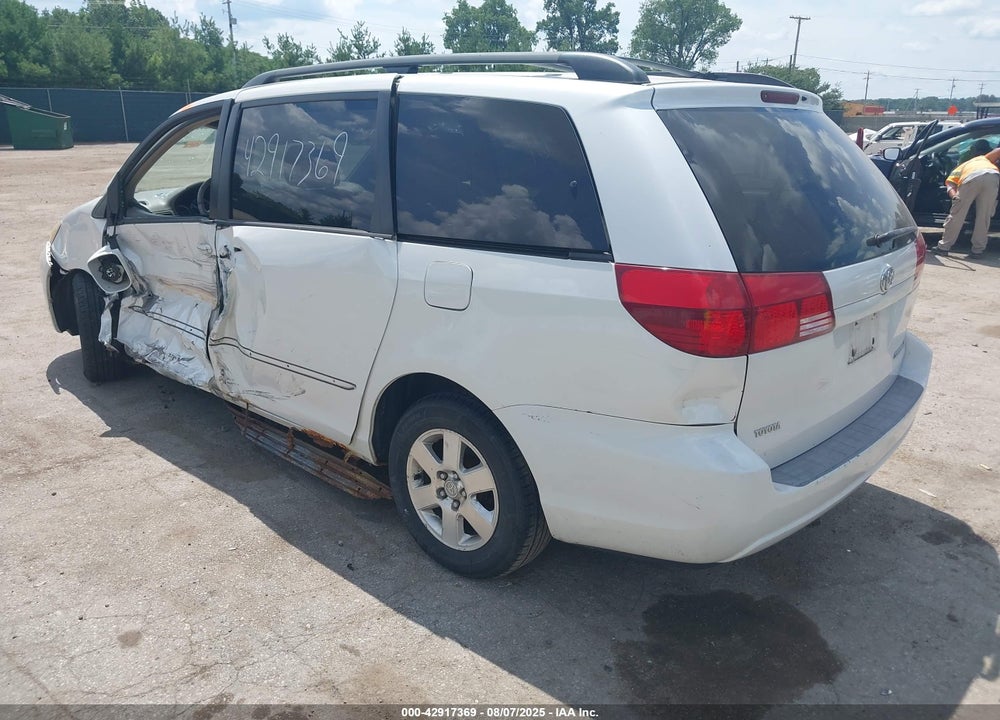 2005 TOYOTA SIENNA XLE VIN: 5TDZA22C65S244392