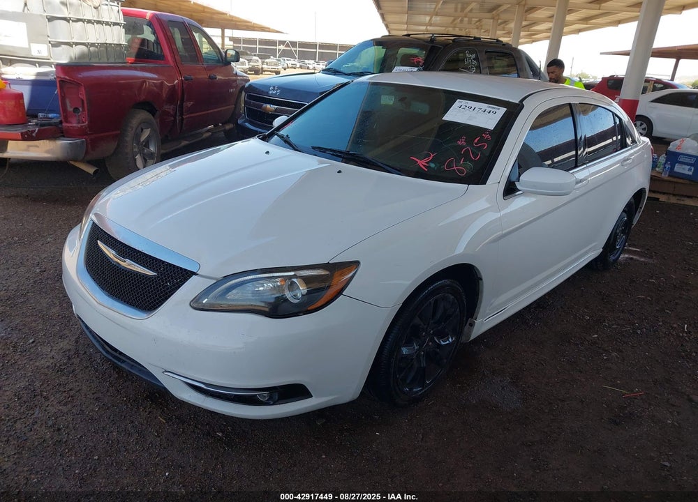 2014 CHRYSLER 200 VIN: 1C3CCBCG7EN192931