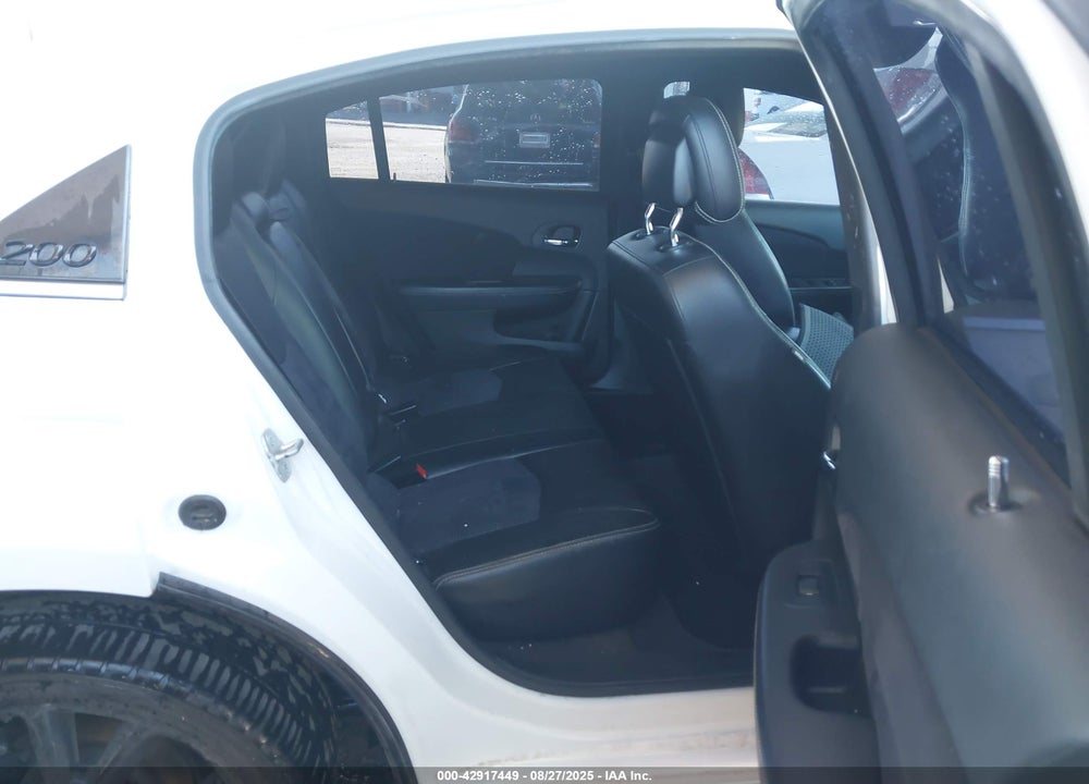 2014 CHRYSLER 200 VIN: 1C3CCBCG7EN192931