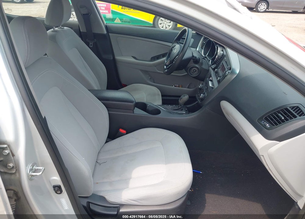 2011 KIA OPTIMA LX VIN: KNAGM4A76B5085452