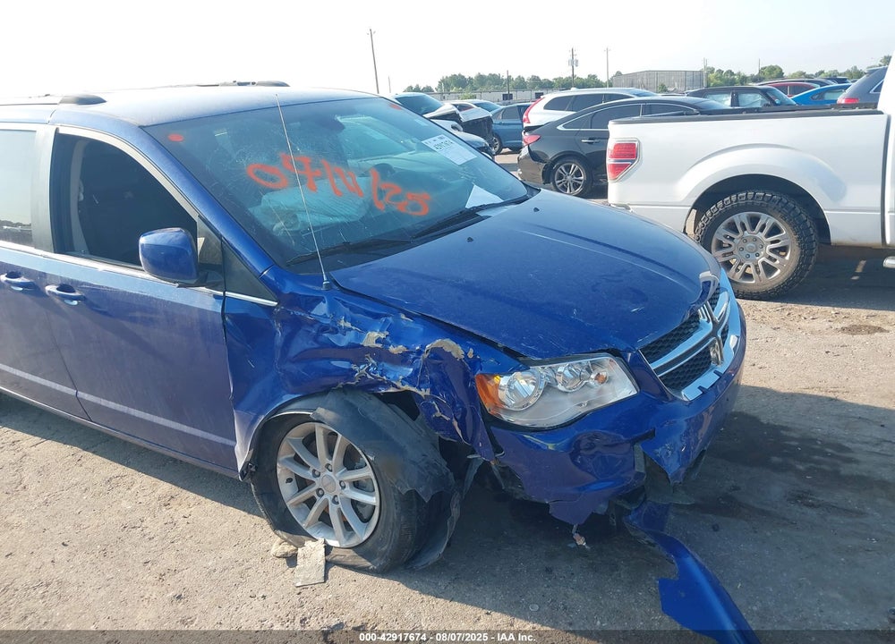 2018 DODGE GRAND CARAVAN SXT VIN: 2C4RDGCG8JR225822