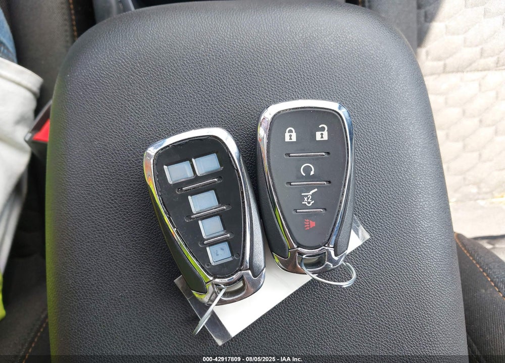 2019 CHEVROLET EQUINOX VIN: 3GNAXUEV4KL103415