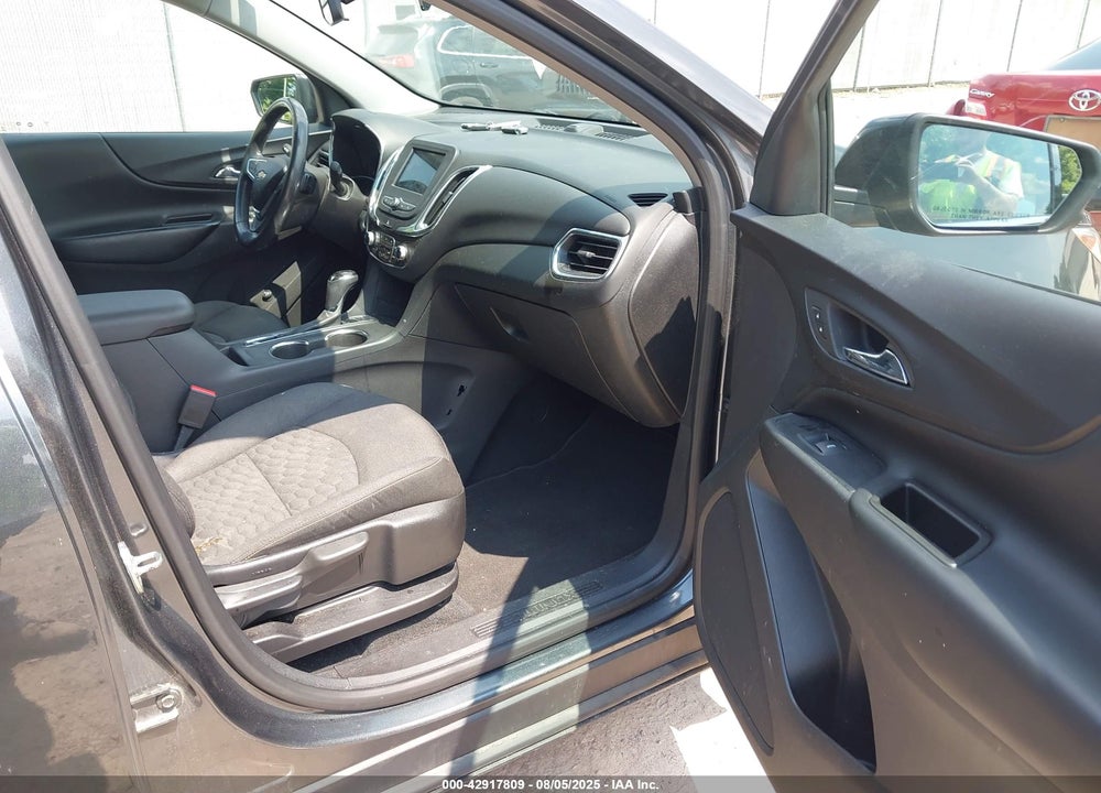 2019 CHEVROLET EQUINOX VIN: 3GNAXUEV4KL103415