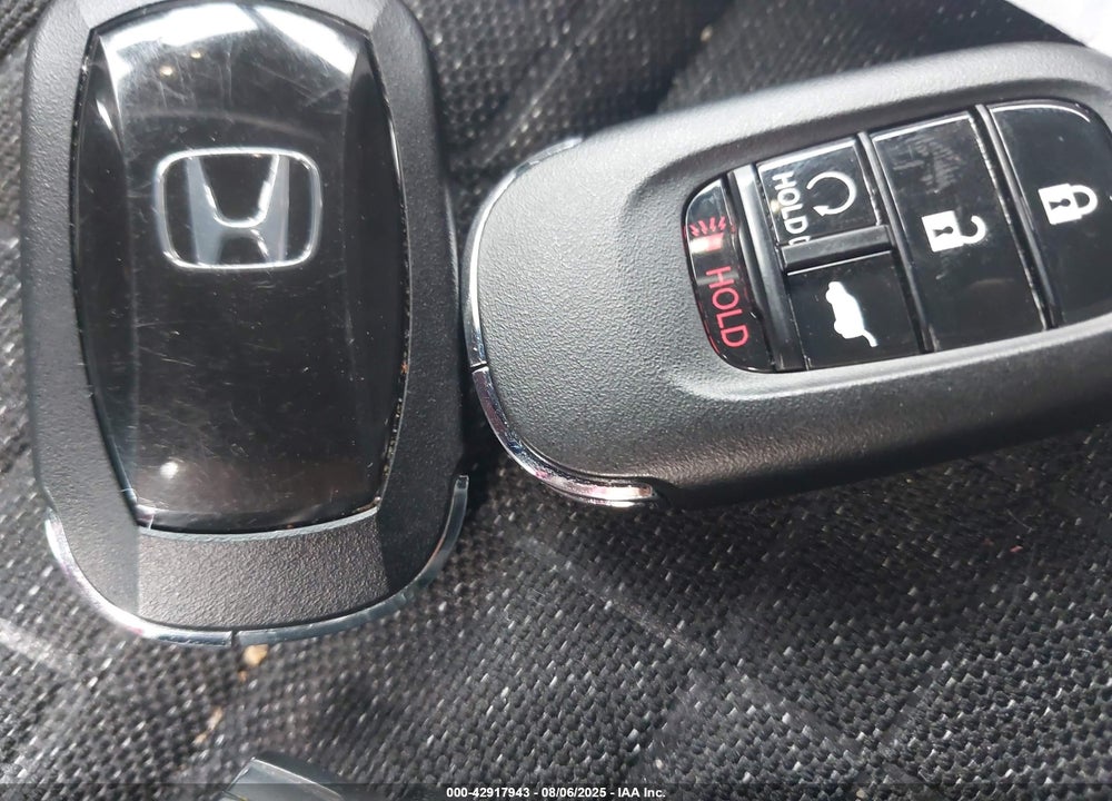 2025 HONDA HR-V VIN: 3CZRZ2H50SM783467