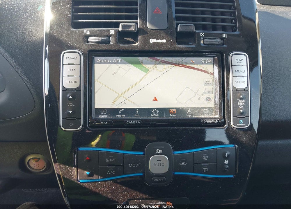 2017 NISSAN LEAF SV VIN: 1N4BZ0CP2HC300131