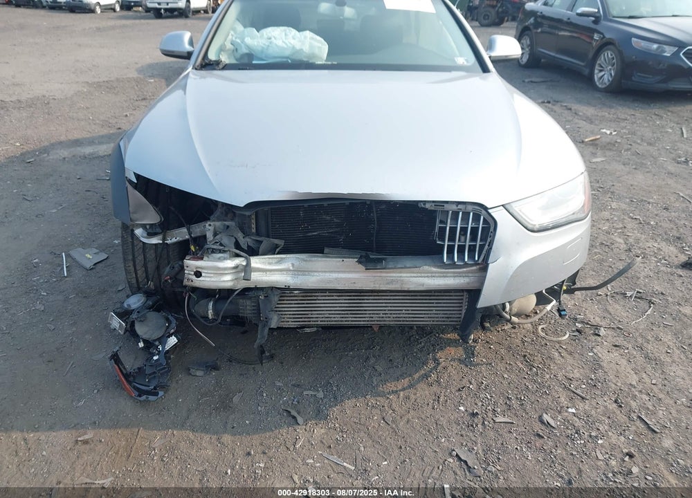 2015 AUDI ALLROAD VIN: WA1TFAFL8FA122105