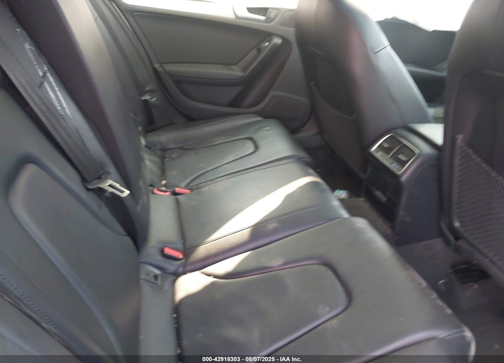 2015 AUDI ALLROAD VIN: WA1TFAFL8FA122105