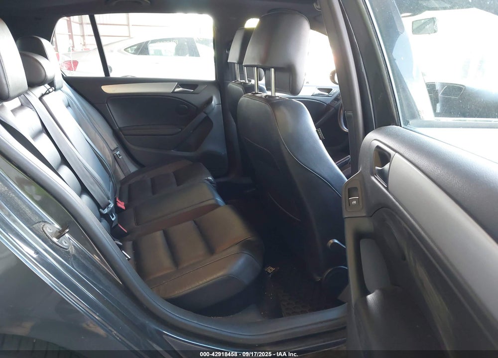 2012 VOLKSWAGEN GTI VIN: WVWGV7AJ2CW181104
