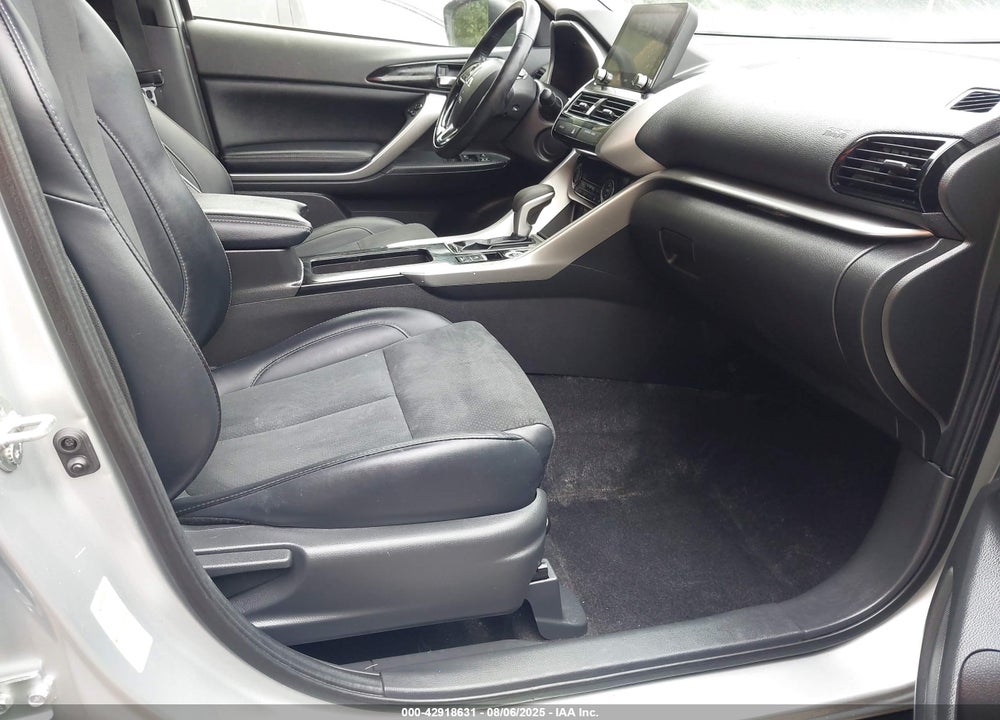 2024 MITSUBISHI ECLIPSE VIN: JA4ATWAA0RZ007975