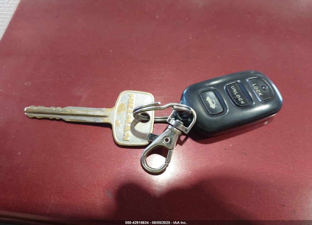 2003 TOYOTA CAMRY LE VIN: 4T1BE32K33U244275