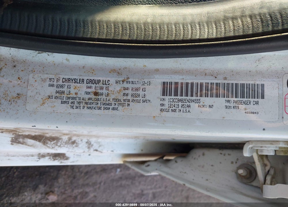 2014 CHRYSLER 200 VIN: 1C3CCBAB2EN204555