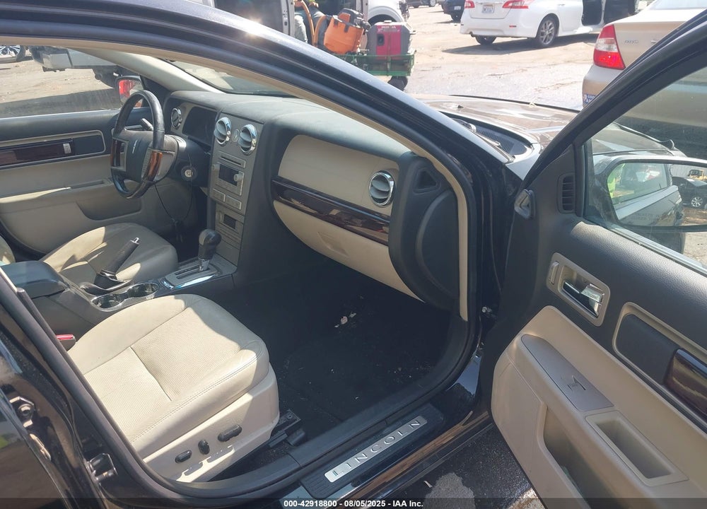 2008 LINCOLN MKZ VIN: 3LNHM28T68R646541