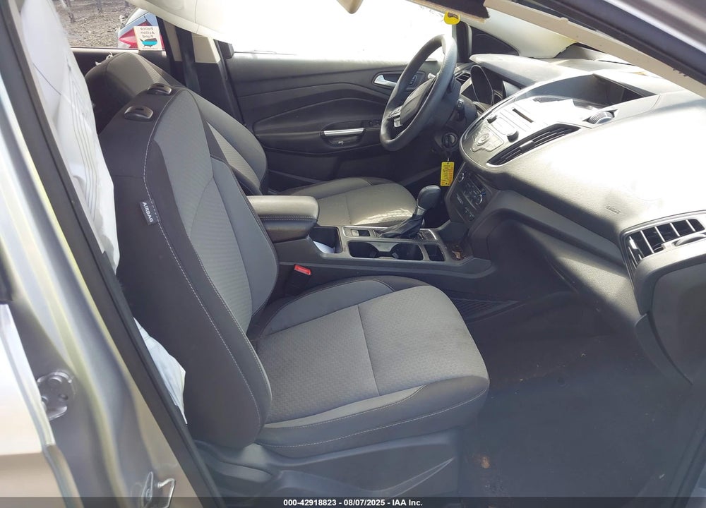 2017 FORD ESCAPE VIN: 1FMCU9GD5HUA97825