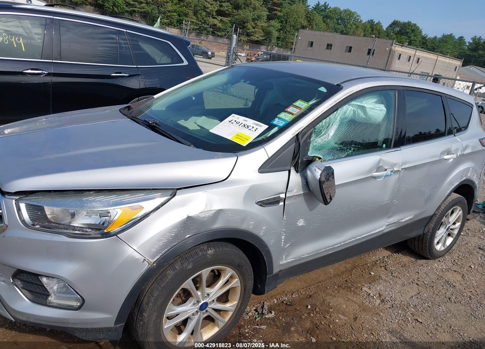 2017 FORD ESCAPE VIN: 1FMCU9GD5HUA97825