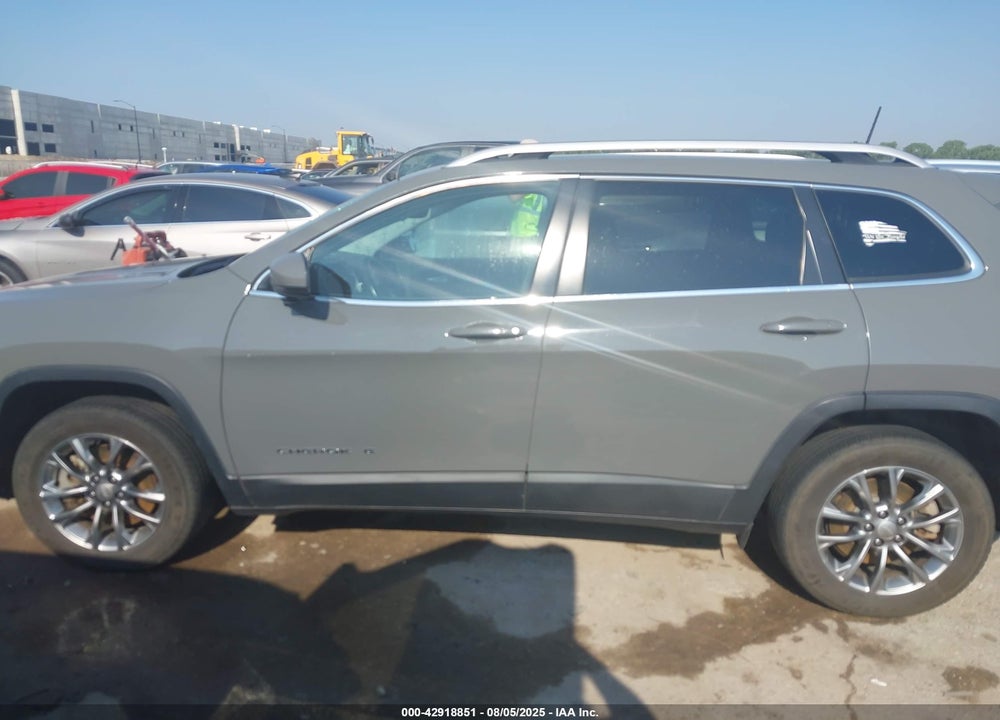 2019 JEEP CHEROKEE VIN: 1C4PJLLX8KD353748
