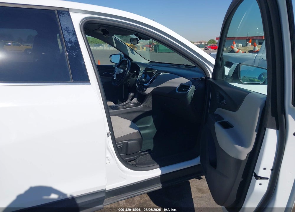 2019 CHEVROLET EQUINOX VIN: 2GNAXUEV2K6178747