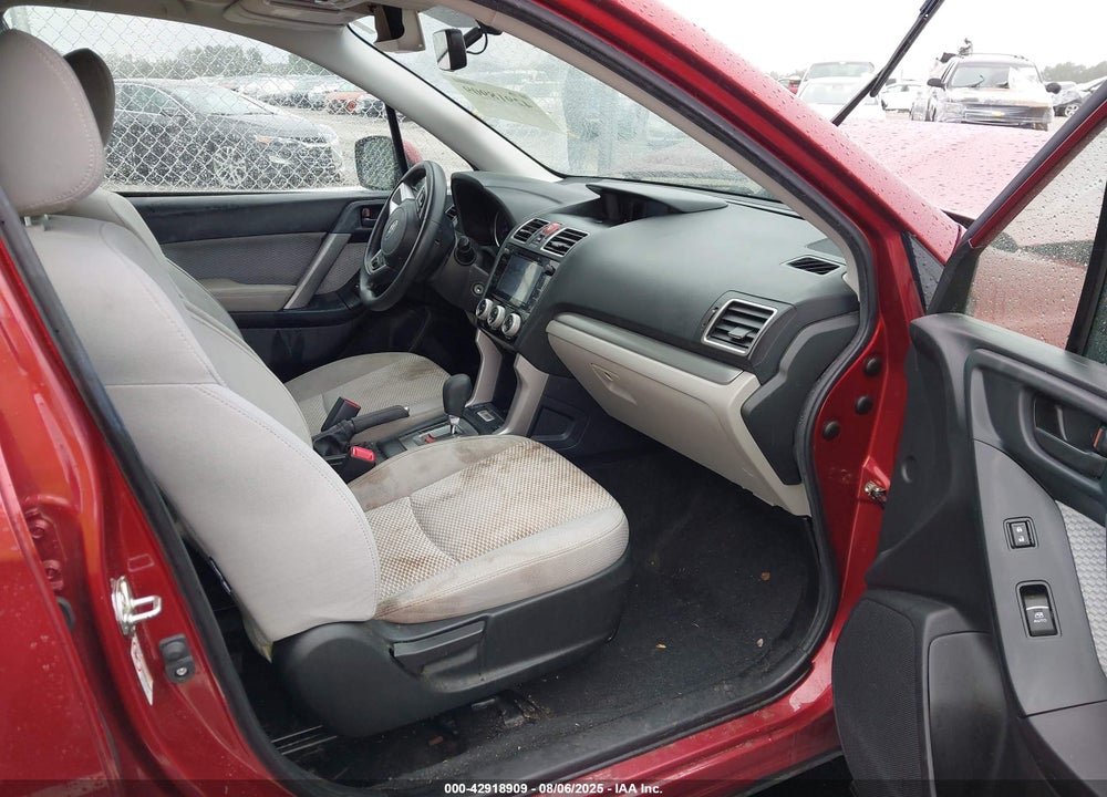 2018 SUBARU FORESTER VIN: JF2SJAEC2JH604037