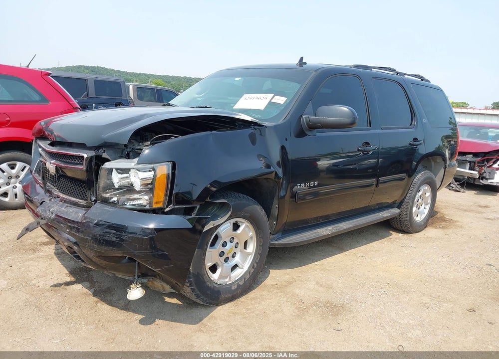 2011 CHEVROLET TAHOE VIN: 1GNSKBE02BR321356