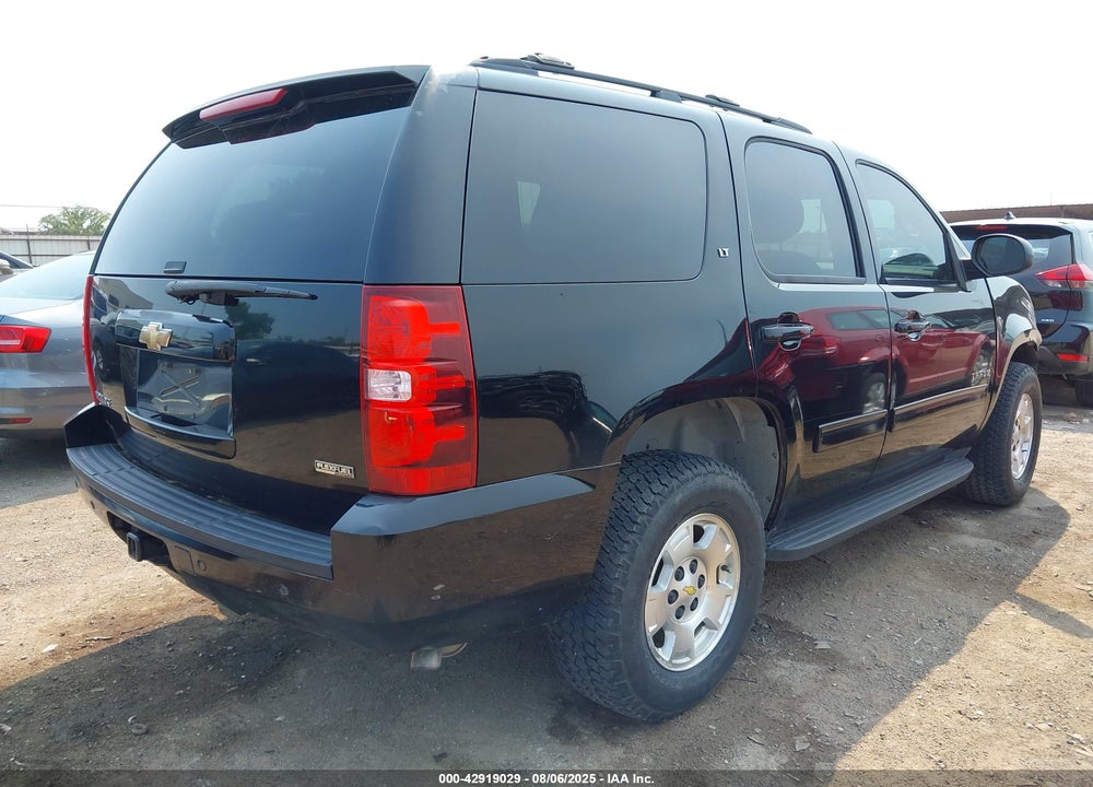 2011 CHEVROLET TAHOE VIN: 1GNSKBE02BR321356