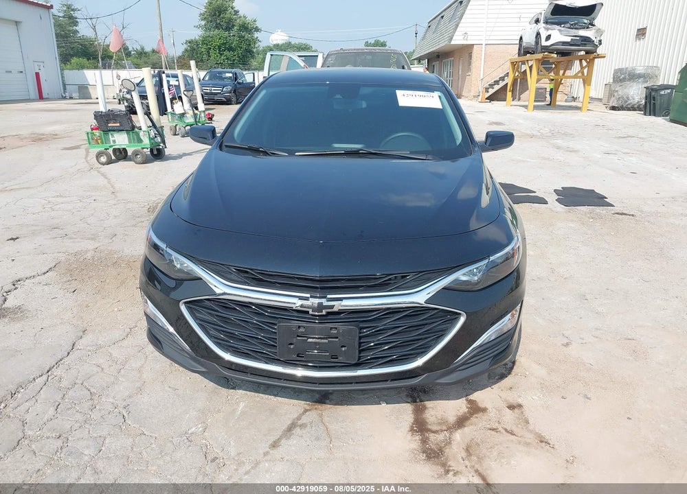 2025 CHEVROLET MALIBU VIN: 1G1ZG5ST0SF102883