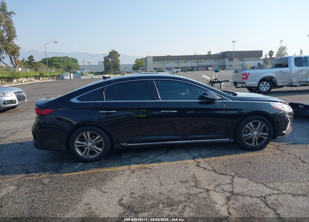 2018 HYUNDAI SONATA VIN: 5NPE34AF2JH602880