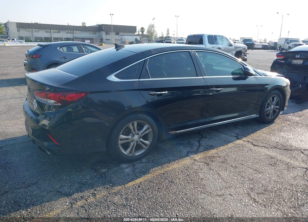 2018 HYUNDAI SONATA VIN: 5NPE34AF2JH602880
