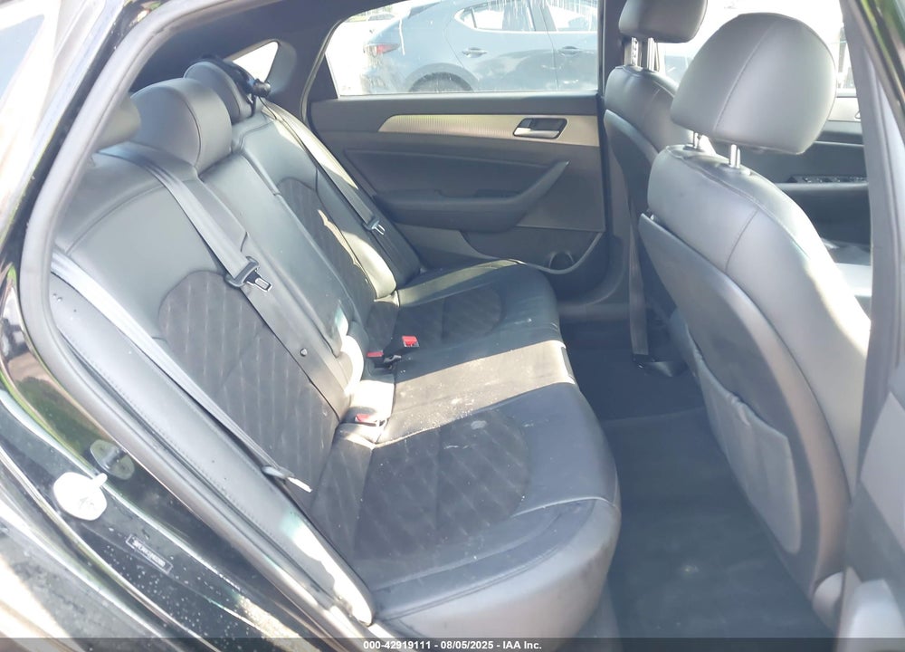 2018 HYUNDAI SONATA VIN: 5NPE34AF2JH602880