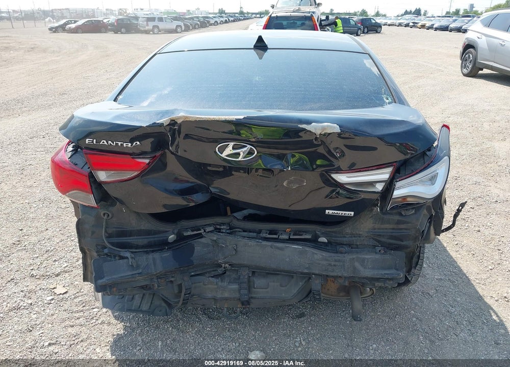 2014 HYUNDAI ELANTRA VIN: 5NPDH4AE7EH545215