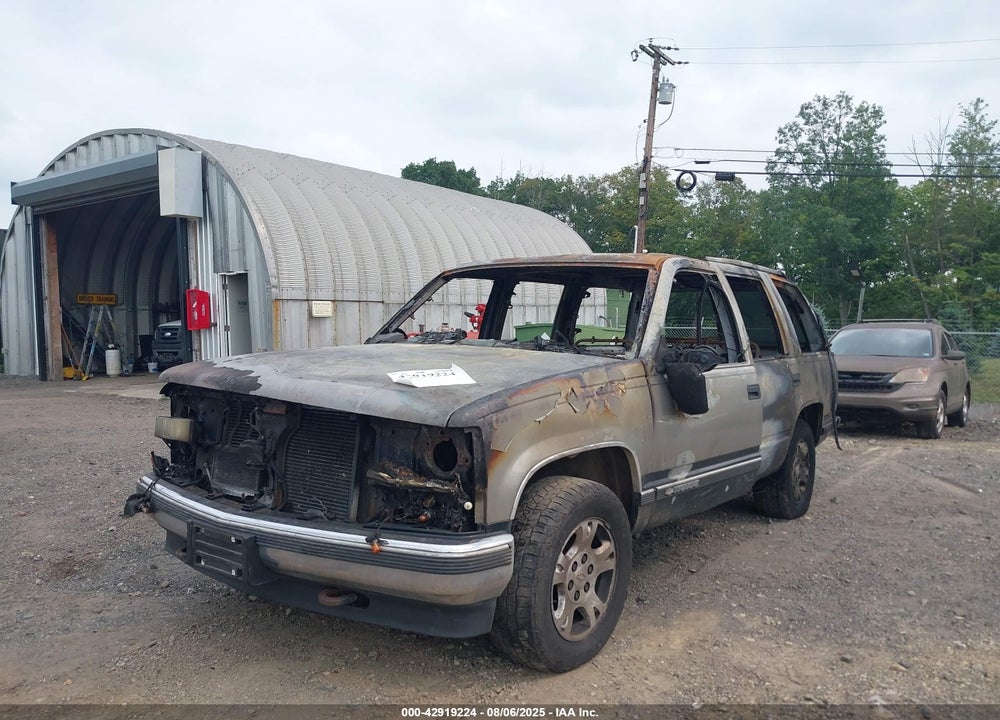 1999 CHEVROLET TAHOE LS VIN: 1GNEK13R6XJ319396