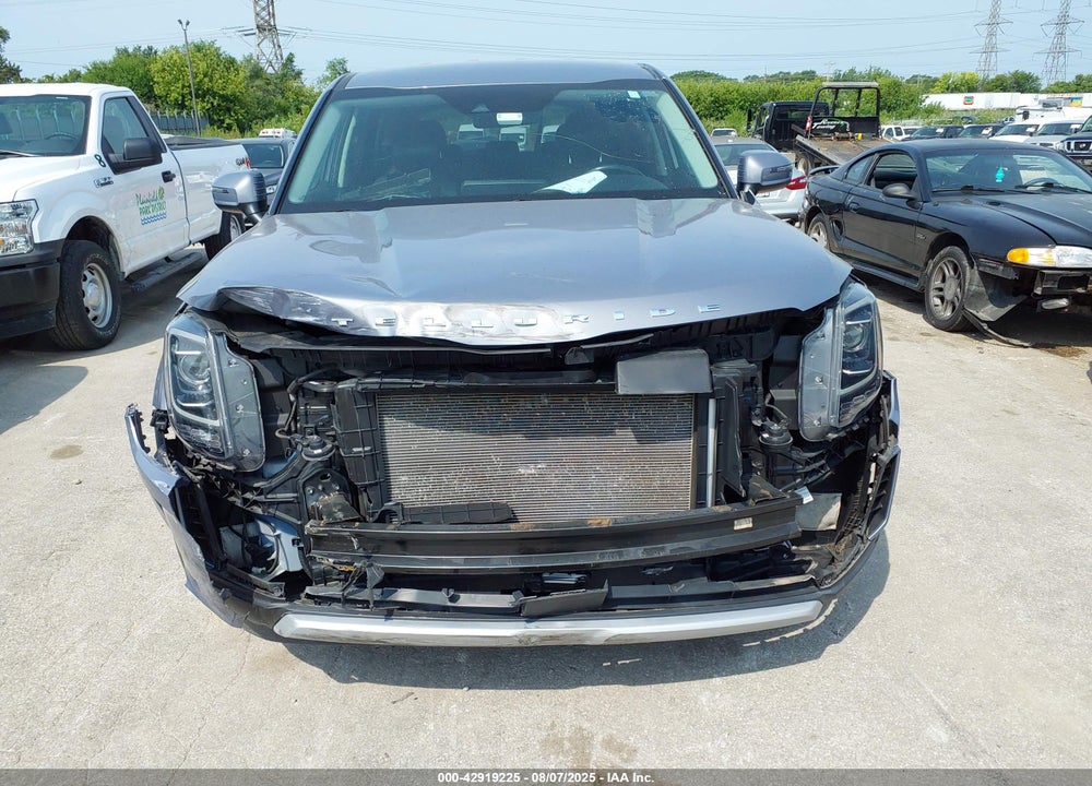 2021 KIA TELLURIDE VIN: 5XYP2DHC0MG153055