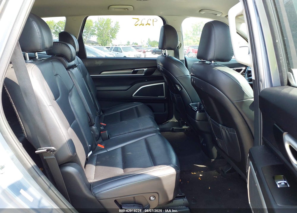 2021 KIA TELLURIDE VIN: 5XYP2DHC0MG153055