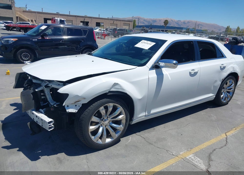 2021 CHRYSLER 300 TOURING VIN: 2C3CCAAG3MH516235