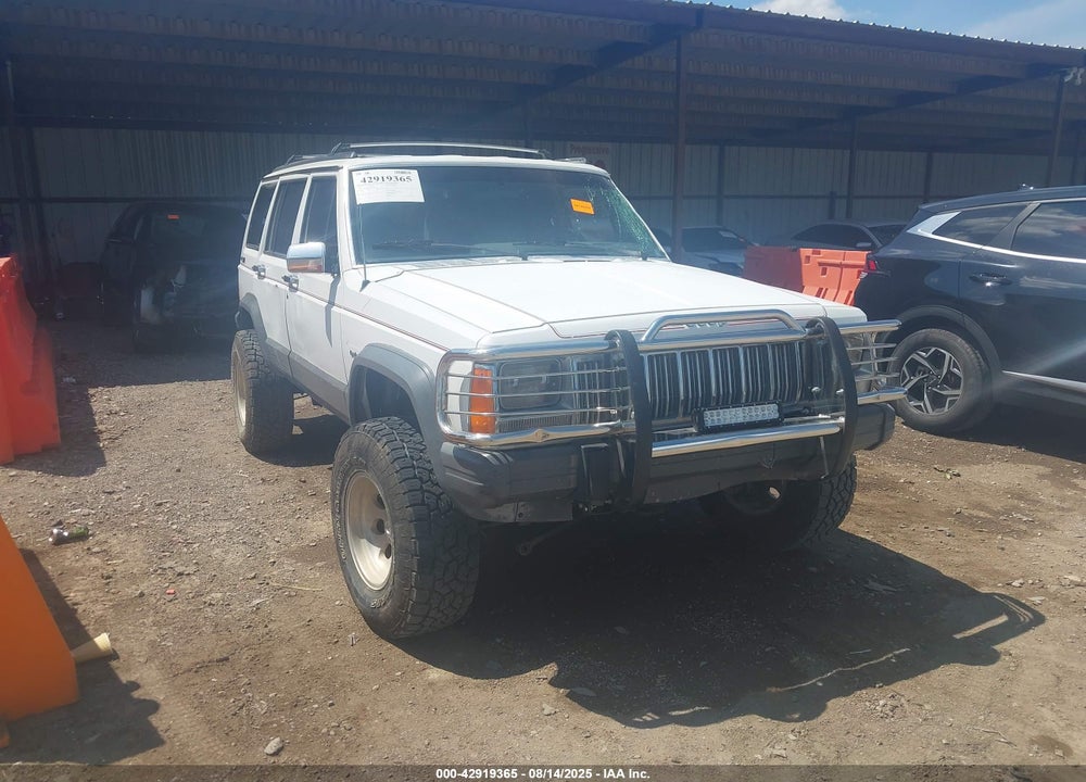 1991 JEEP CHEROKEE LAREDO VIN: 1J4FJ58SXML527469