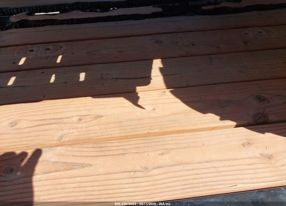 2022 UNDEFINED OTHER VIN: 5L6BA10AXNF015131