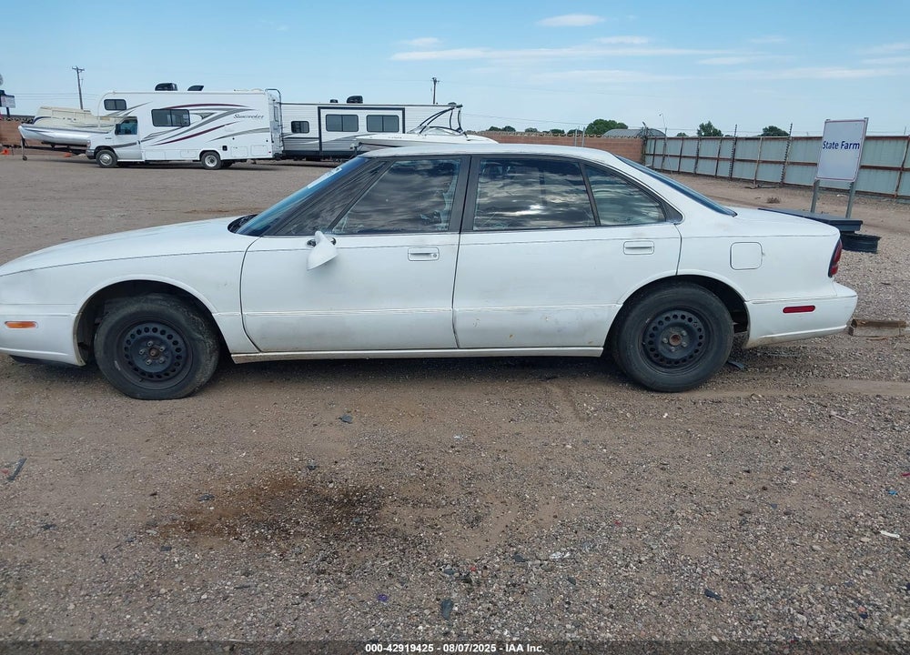 1997 OLDSMOBILE EIGHTY-EIGHT LS VIN: 1G3HN52K2V4839616