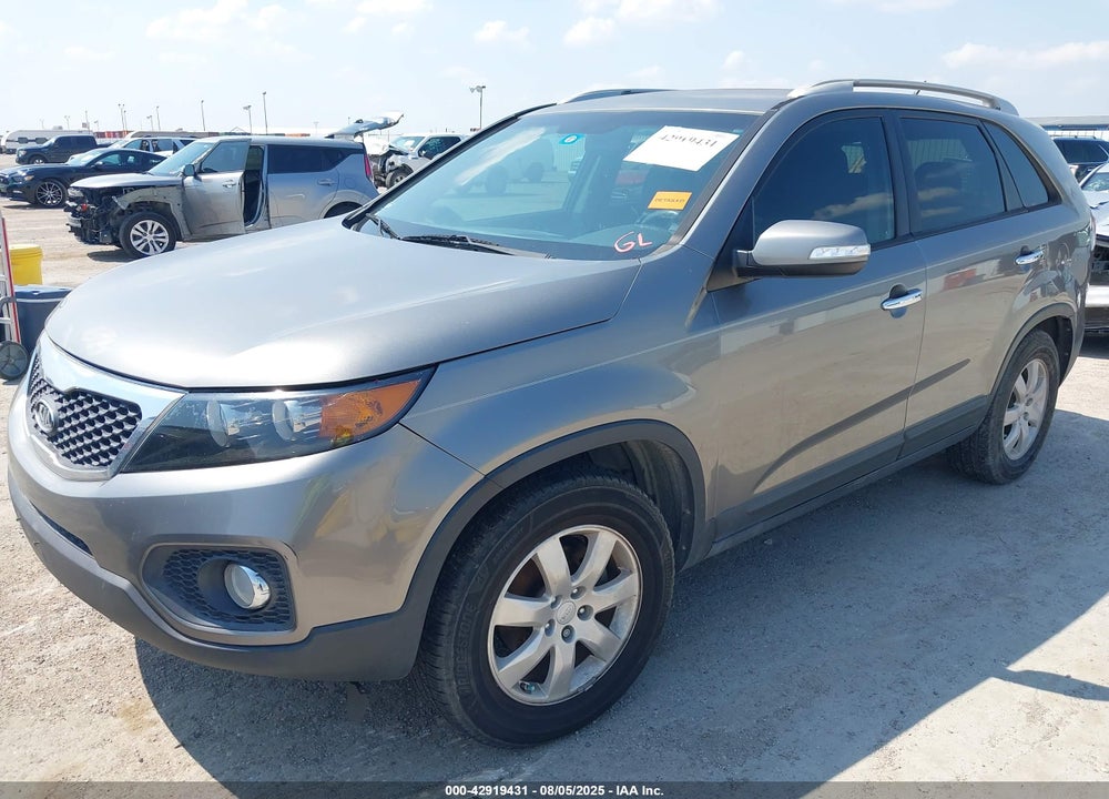 2012 KIA SORENTO LX VIN: 5XYKT3A62CG187843