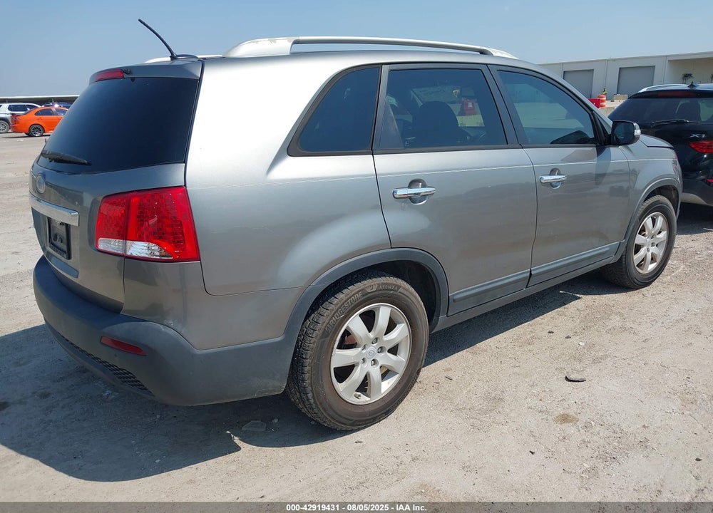 2012 KIA SORENTO LX VIN: 5XYKT3A62CG187843