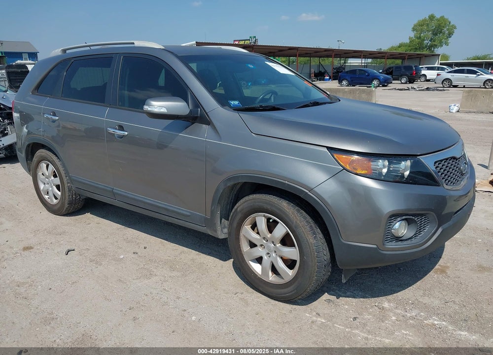 2012 KIA SORENTO LX VIN: 5XYKT3A62CG187843