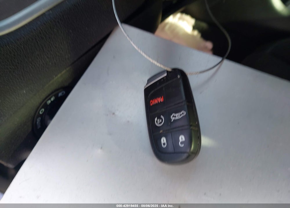 2020 DODGE CHARGER VIN: 2C3CDXGJ8LH174038
