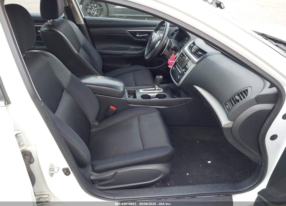2017 NISSAN ALTIMA VIN: 1N4AL3AP9HC257926